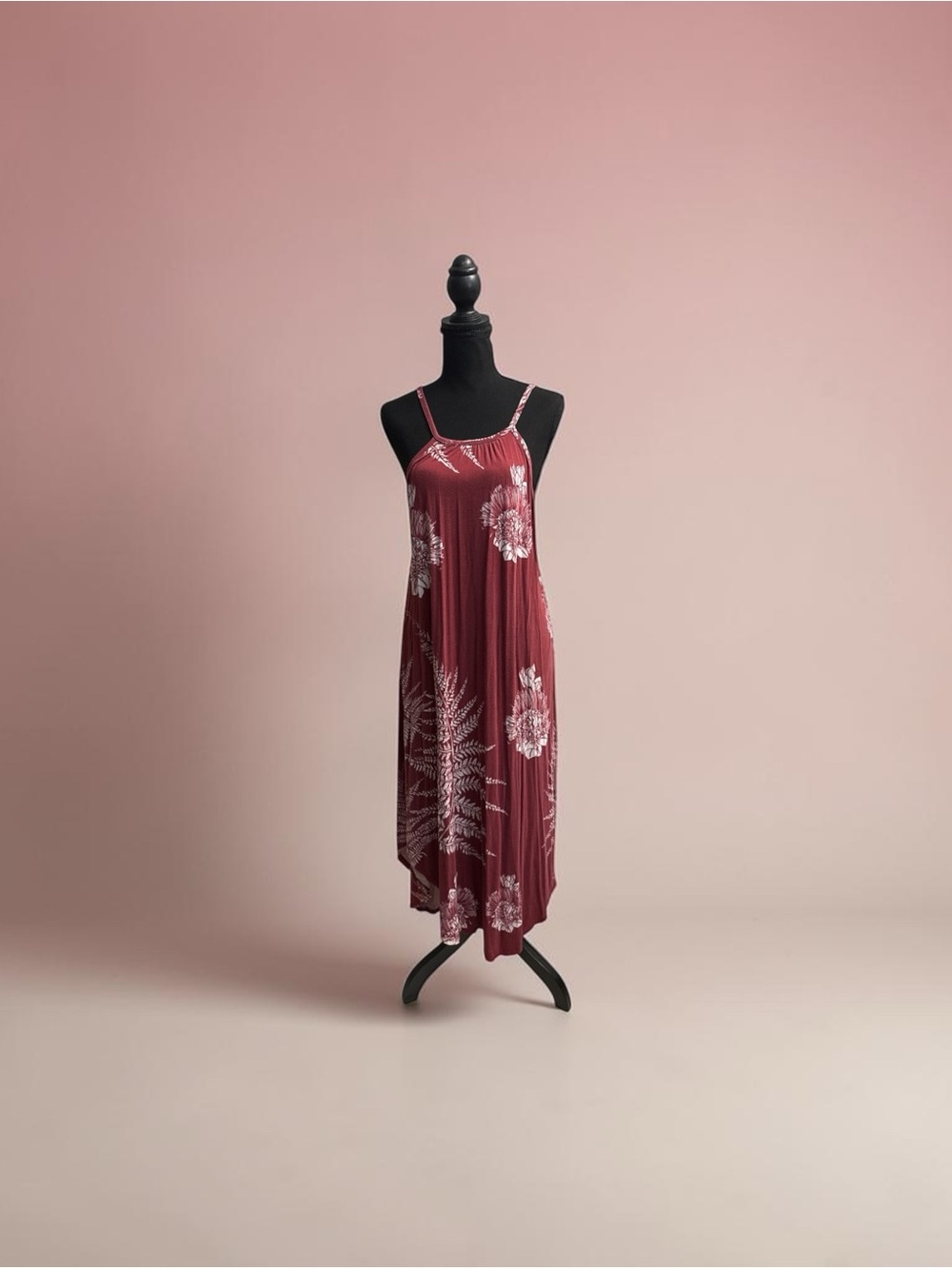 Kahulale’a Palapalai and Lehua Dress in Mauve